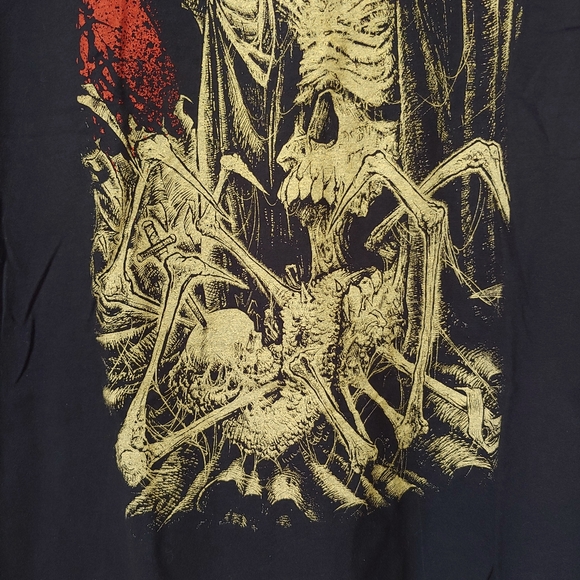 Lootwear Exclusive The Masque Of The Red Death Grafic T-Shirt Black Size Large - Picture 6 of 8